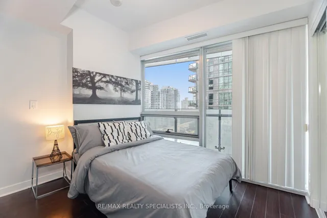 Additional image 20 of 12 York St Unit 804