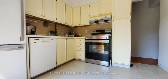 Additional image 16 of 91 L'Amoreaux Dr Unit 102