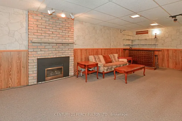 Additional image 18 of 74 John Stoner Dr