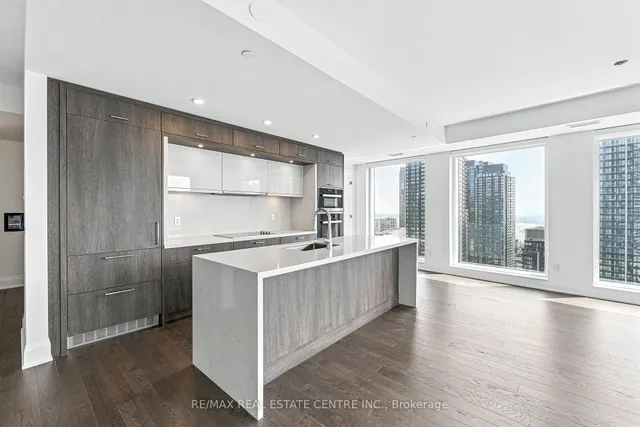 Additional image 9 of 470 Front St Unit 2013