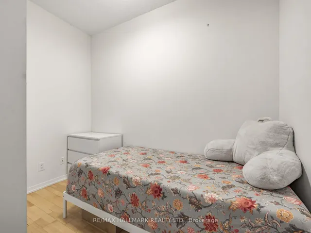 Additional image 19 of 65 Bremner Blvd Unit 2109