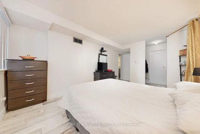 Additional image 22 of 10 Markbrook Lane Unit 1004