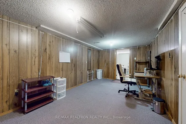 Additional image 26 of 15 Esterbrooke Ave Unit 131