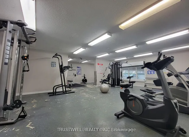 Additional image 3 of 4064 Lawrence Ave Unit 513