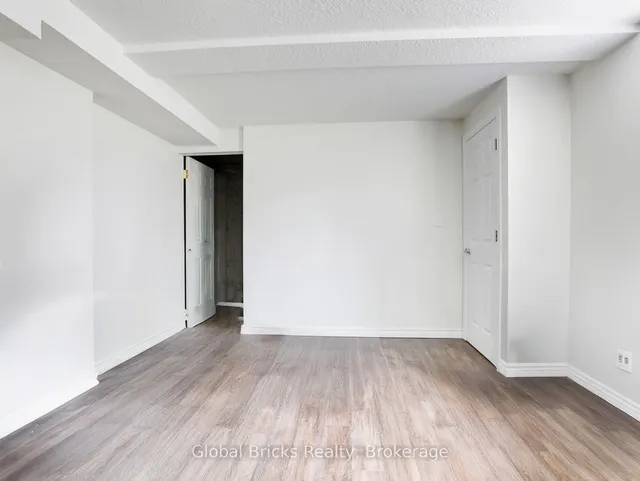 Additional image 31 of 11 Pebblecreek Dr