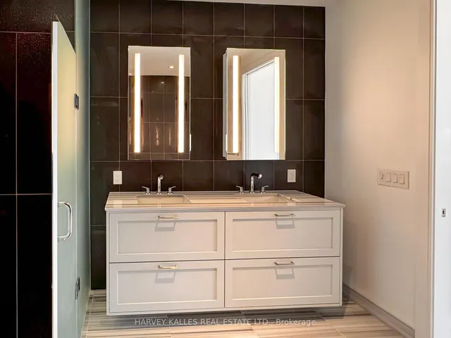 Additional image 34 of 155 Merchants Wharf Unit 701