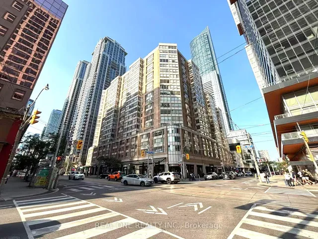 711 Bay St Unit 1012