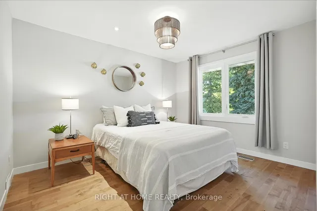 Additional image 17 of 142 Sloane Ave
