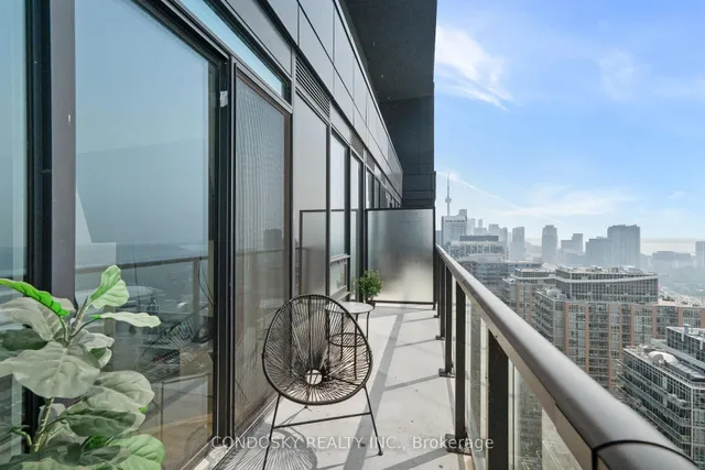 Additional image 29 of 135 East Liberty St Unit PH01