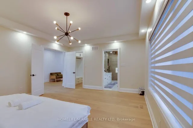 Additional image 18 of 10 Stamford Sq