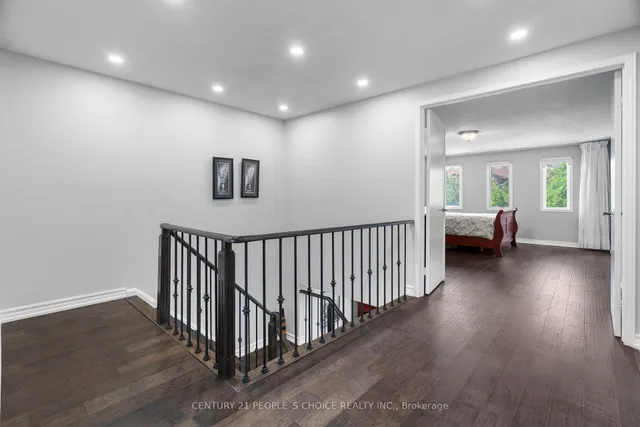 Additional image 24 of 133 Robert Hicks Dr