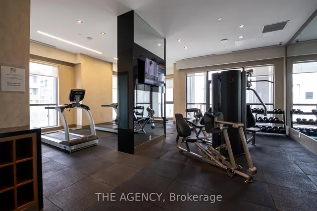 Additional image 16 of 17 Zorra St Unit 507