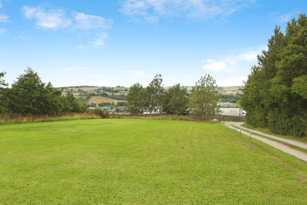Additional image 29 of Hill Top Road, Hainworth, Keighley