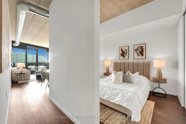 Additional image 4 of 21 Lawren Harris Sq Unit 1213