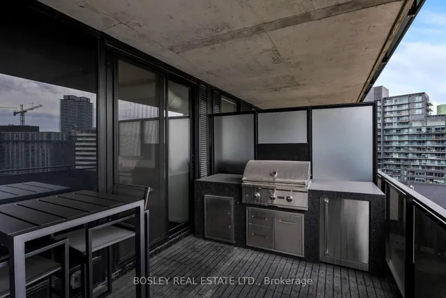 Additional image 11 of 21 Lawren Harris Sq Unit 804