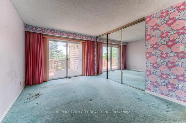 Additional image 20 of 38 Charnwood Crt