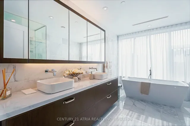 Additional image 19 of 455 Wellington St Unit 810