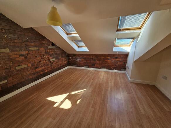 Additional image 2 of 116 Balme Road, Cleckheaton, West Yorkshire BD19 4DJ