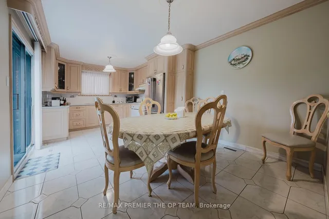 Additional image 11 of 142 Gracefield Ave