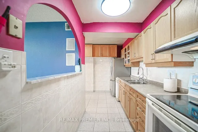 Additional image 8 of 3460 Keele St Unit 511