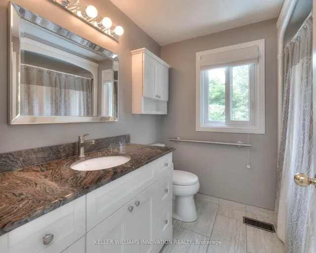 Additional image 19 of 23 Tami Crt