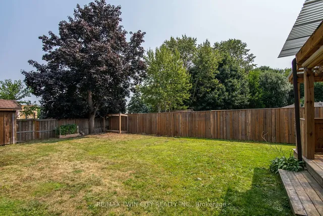 Additional image 8 of 23 Roberts Cres