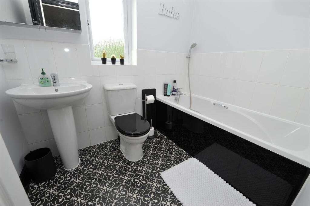 Additional image 21 of Calderwood Close, Wrose, Shipley