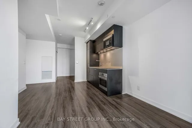 Additional image 12 of 20 Edward St Unit 1419