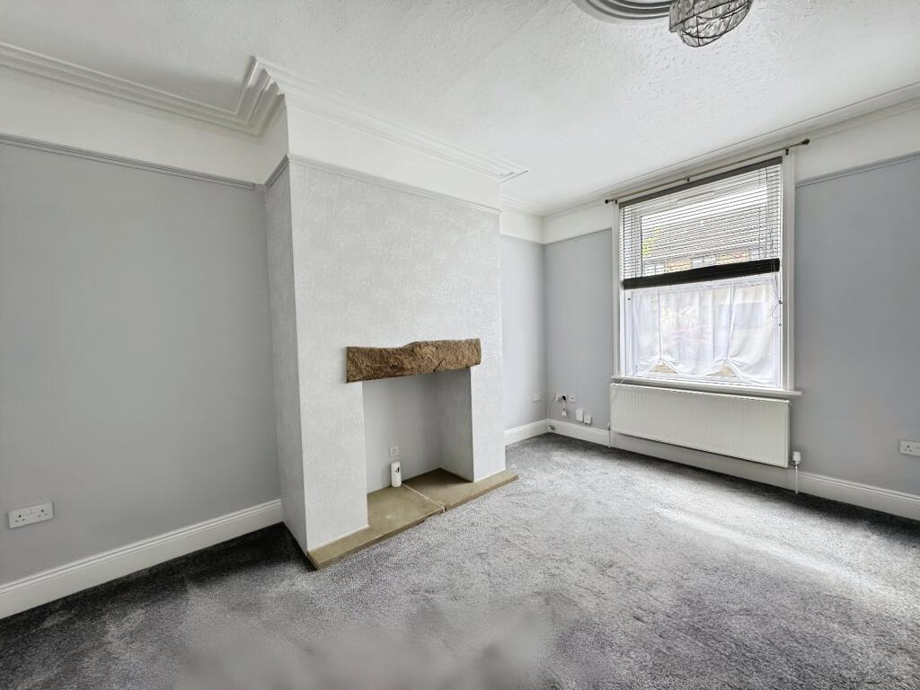 Additional image 11 of Whitcliffe Road, Cleckheaton, BD19