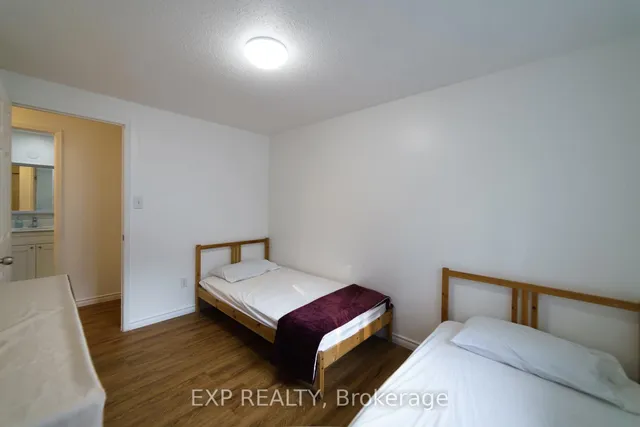 Additional image 21 of 430 Bankside Cres