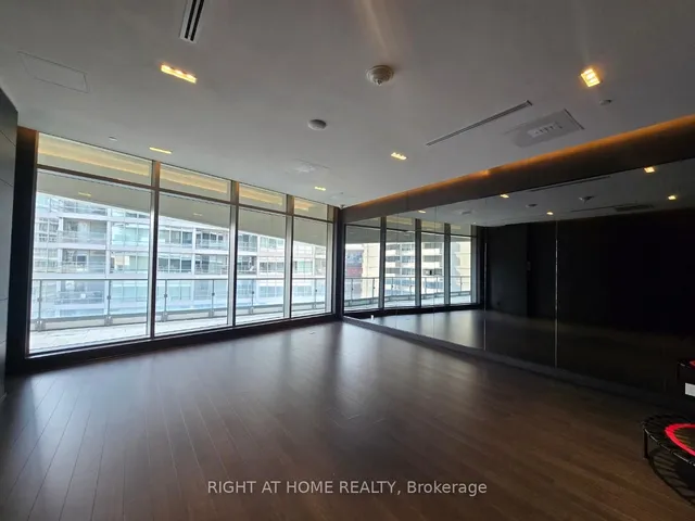 Additional image 18 of 2221 Yonge St Unit 902