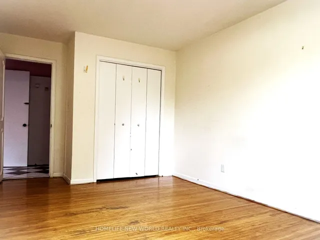 Additional image 14 of 28 Greyhound Dr