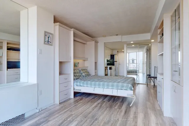 Additional image 14 of 705 King St Unit 1909