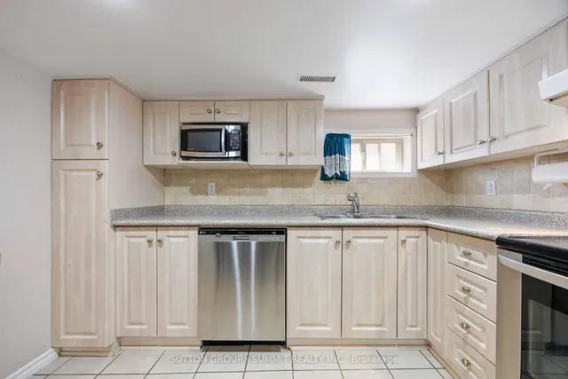 Additional image 24 of 405 GILBERT Ave