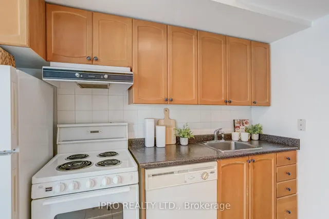 Additional image 10 of 219 Fort York Blvd Unit 1407