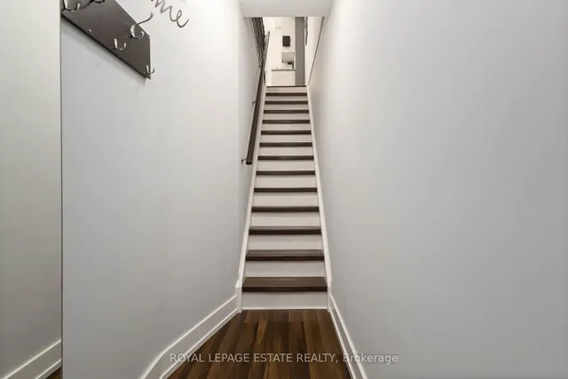 Additional image 5 of 1008 Woodbine Ave