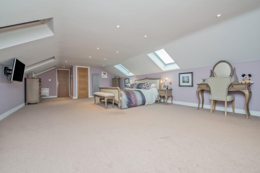 Additional image 12 of Latham Lane, Gomersal, Cleckheaton, West Yorkshire, BD19