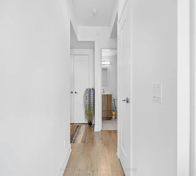 Additional image 6 of 56 Annie Craig Dr Unit 3401