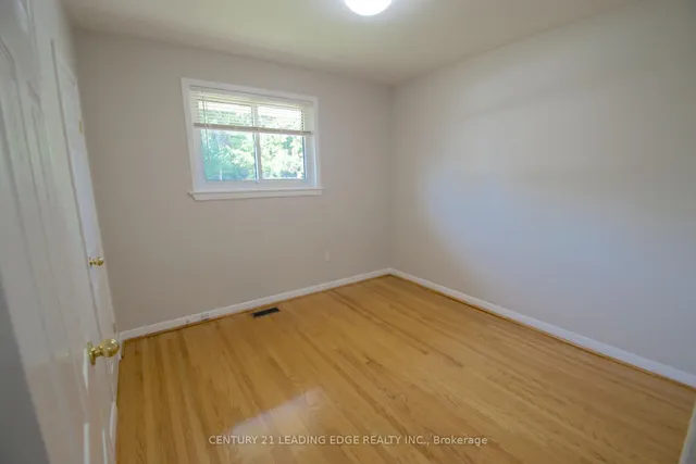 Additional image 32 of 84 Allanford Rd