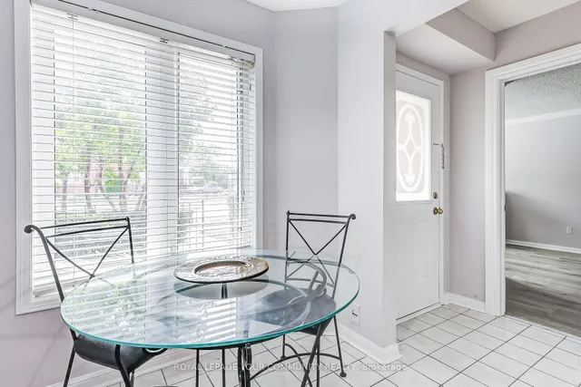 Additional image 4 of 23 Mondeo Dr