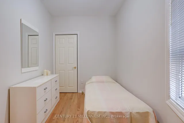 Additional image 15 of 1011A St Clarens Ave