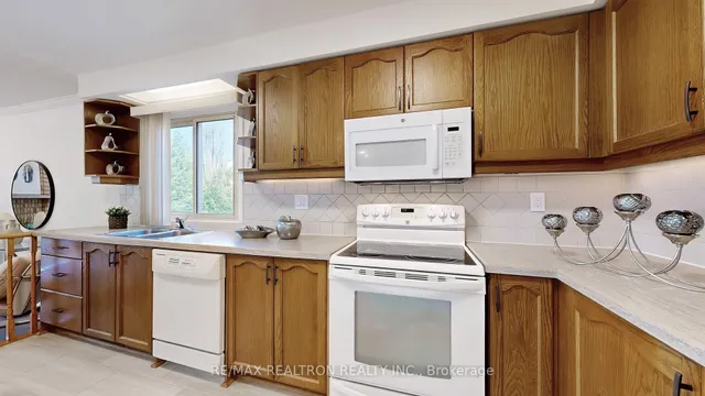 Additional image 17 of 9 Cranston Manor Crt