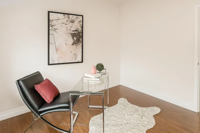 Additional image 8 of 9 Benshire Dr