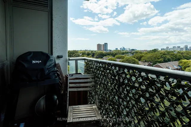 Additional image 23 of 816 Lansdowne Ave Unit 720