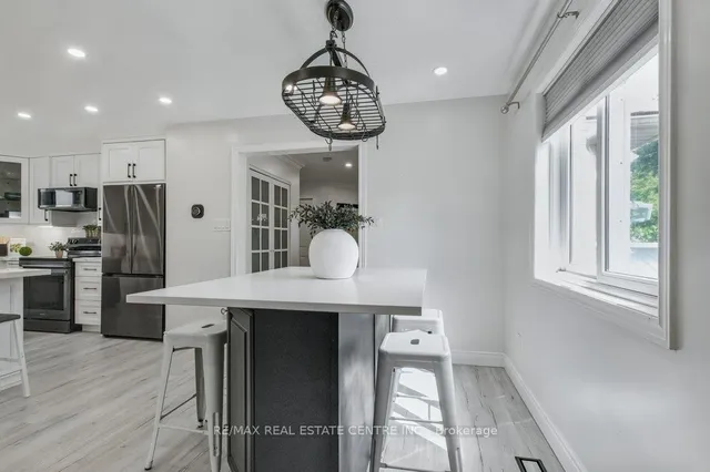 Additional image 16 of 19 Apple Ridge Dr