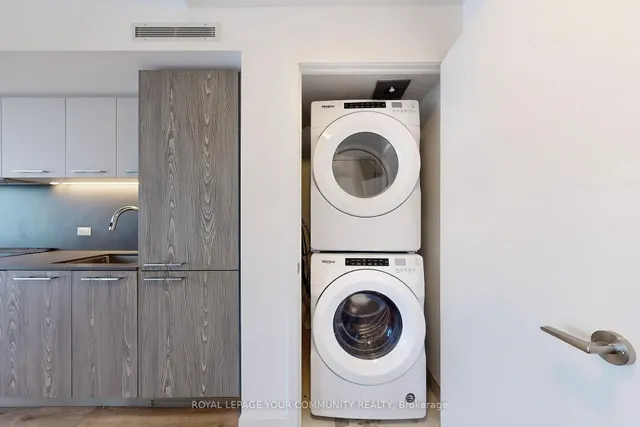 Additional image 18 of 30 Baseball Pl Unit 412