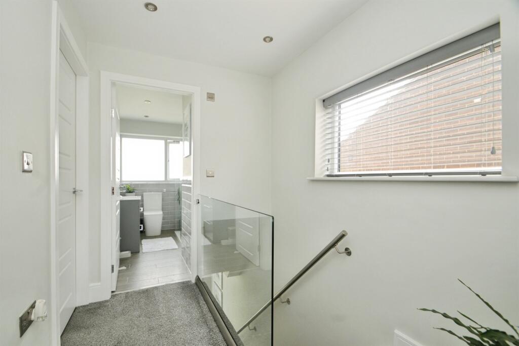 Additional image 12 of Cliffe Terrace, Baildon, Shipley