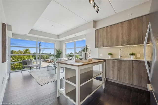 15 Prince Albert Blvd Unit 316