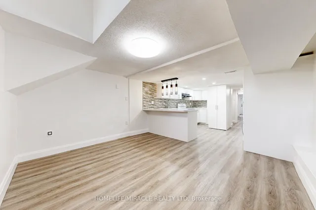 Additional image 31 of 590 Jones Ave