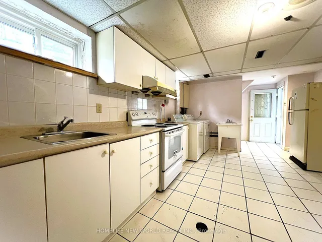 Additional image 20 of 28 Greyhound Dr